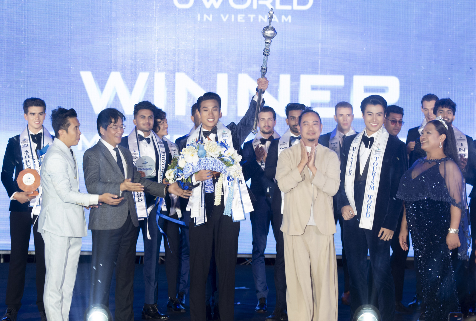 nam vương - Ảnh 1.