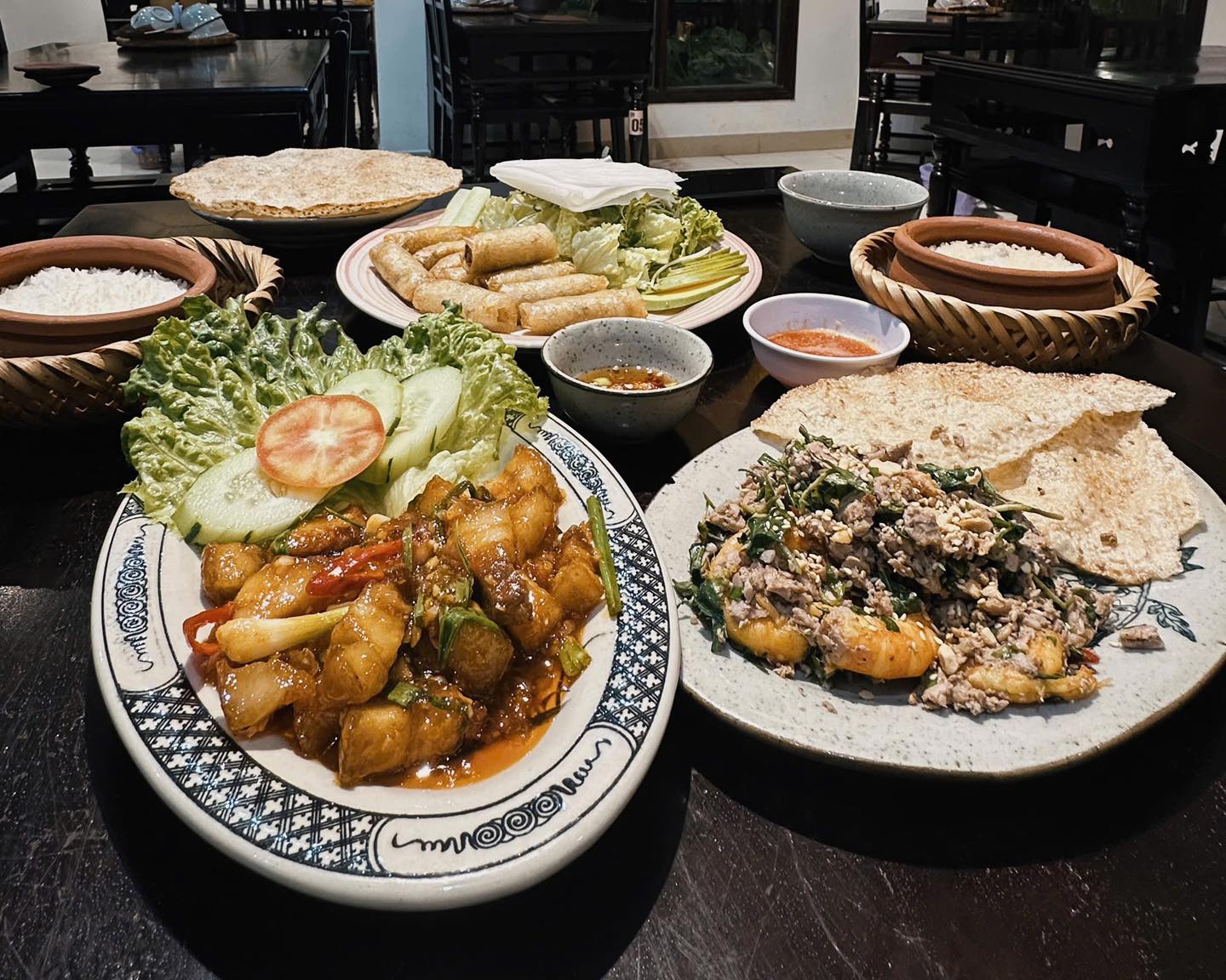 Lùm xùm thương hiệu hai quán cơm niêu xứ Huế: 'Đạo nhái' hay chỉ trùng hợp? - Ảnh 4.