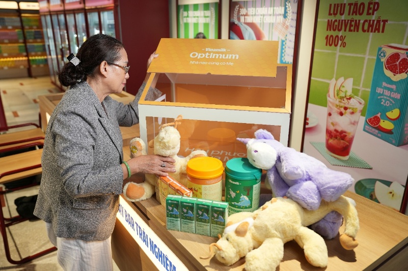 người bà - Ảnh 1.