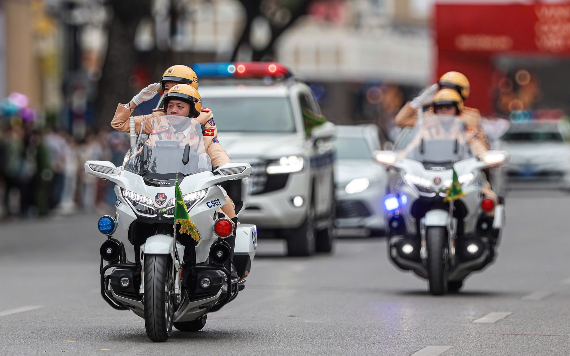 Hanoi to close multiple streets for art program today  - Ảnh 1.