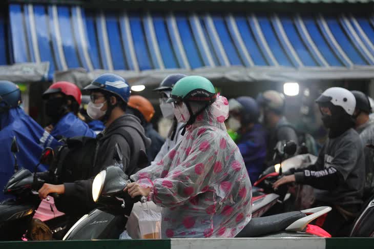 Thời tiết hôm nay 25-12: Không khí lạnh tràn về miền Bắc, miền Nam vẫn mưa trái mùa- Ảnh 1.