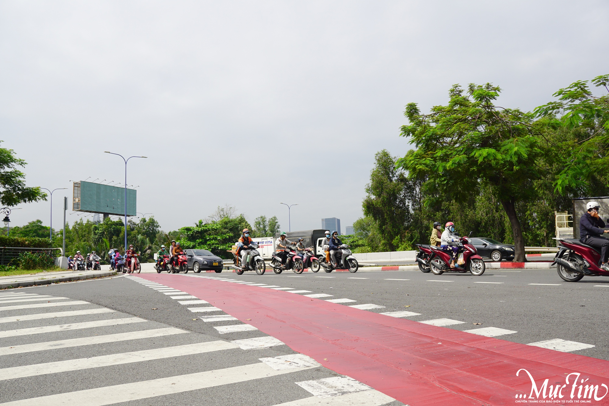 Làn đường cho xe đạp đầu tiên tại TP.HCM nằm ở đâu, đặc điểm thế nào? - Ảnh 3.