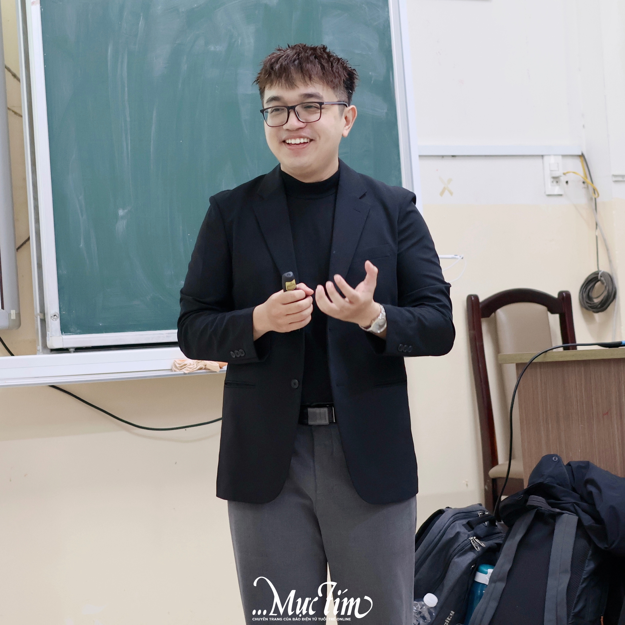 Teen Trường THPT Lương Thế Vinh khám phá 'bộ luật tình yêu' cùng chuyên gia- Ảnh 2.