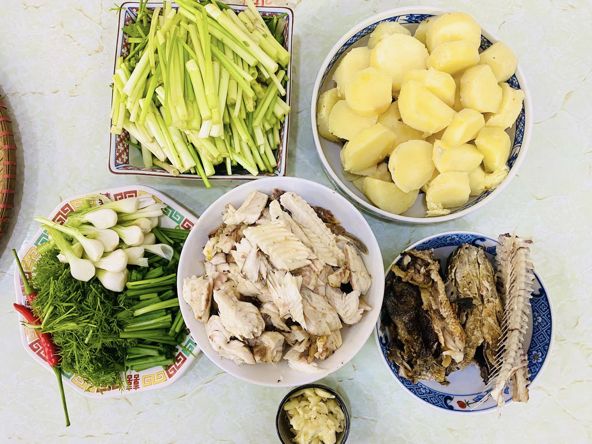 Canh cá quả củ từ, rau cần nóng hổi: Món độc lạ xứ Bắc - Ảnh 6.