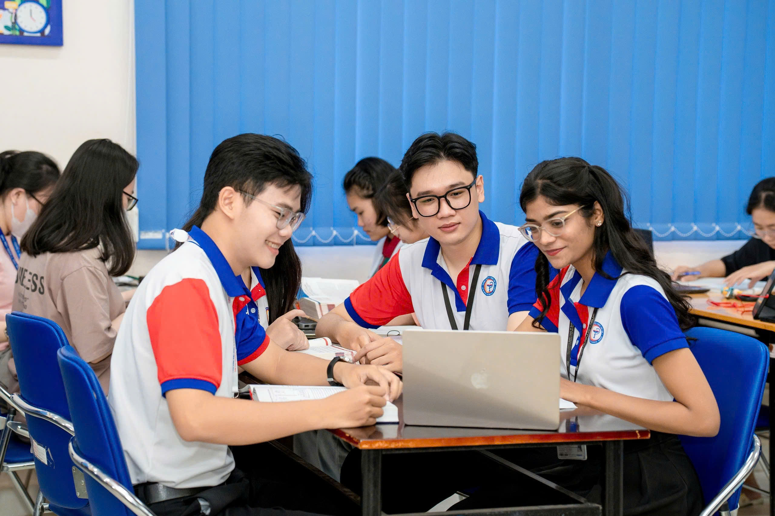 Trường đại học Y Dược Cần Thơ tuyển sinh 2 ngành học mới - Ảnh 1.