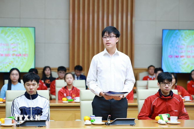 Thủ tướng gặp mặt, biểu dương 91 học sinh Việt Nam giành giải quốc tế - Ảnh 10.
