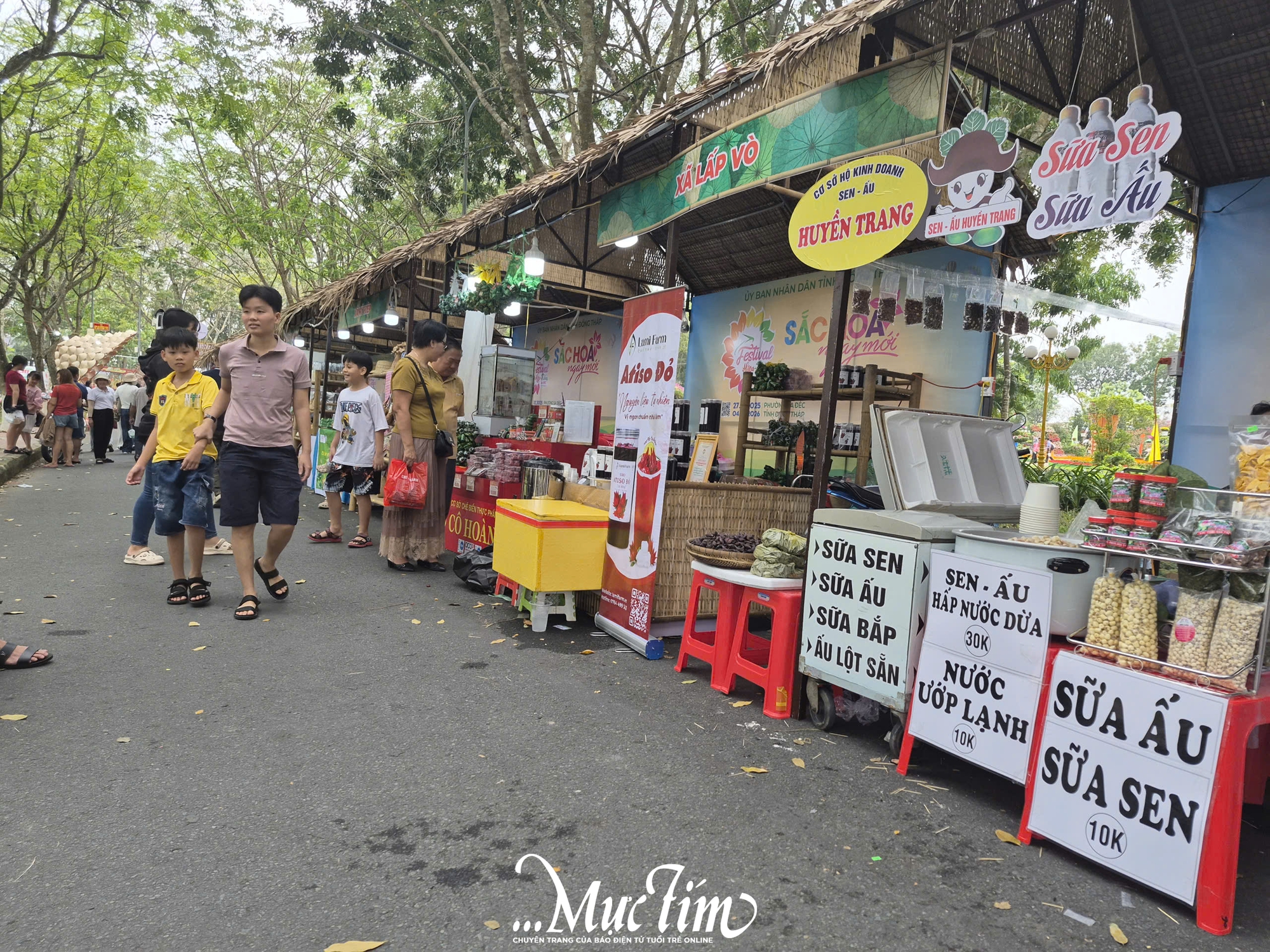 Cận cảnh không khí Festival hoa kiểng Sa Đéc lần thứ II trong ngày khai mạc- Ảnh 18.