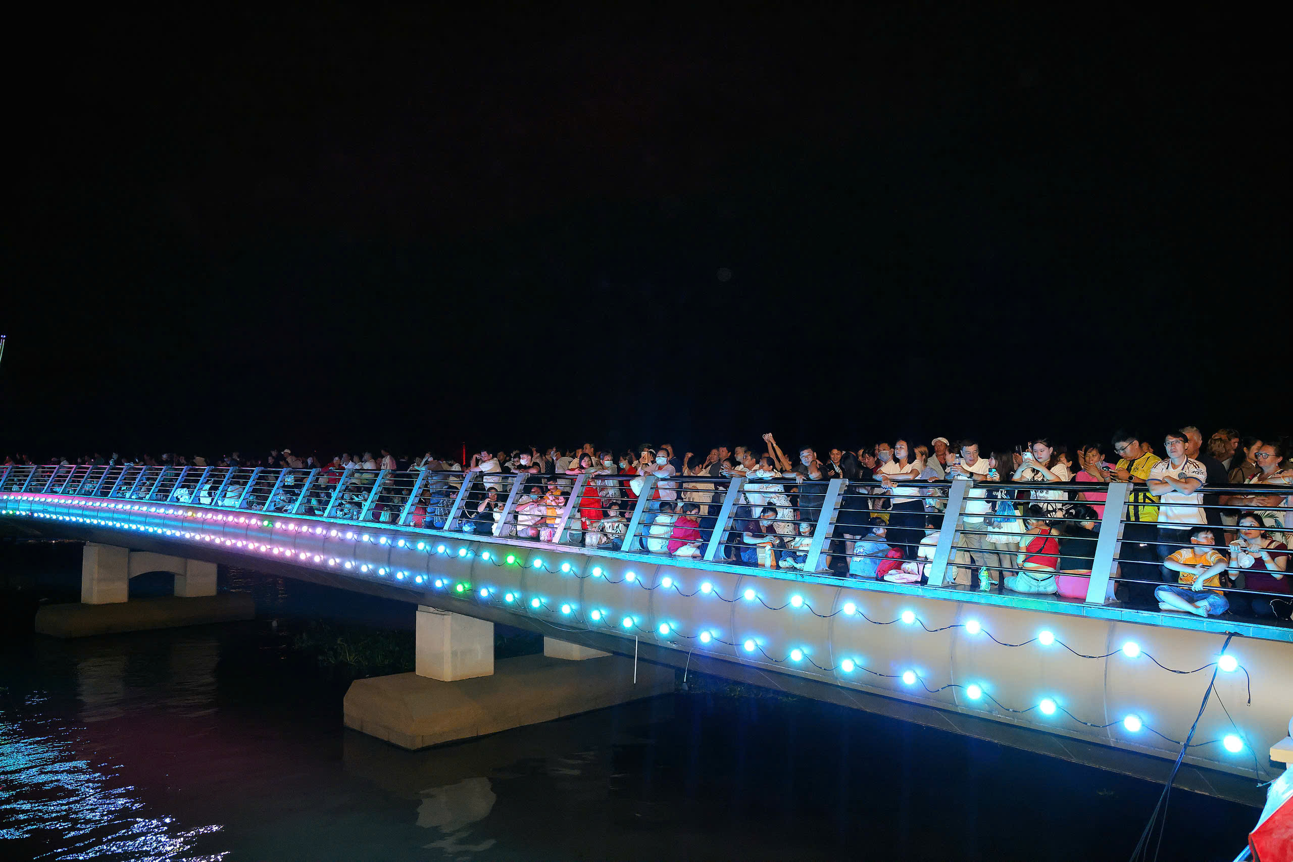 Lễ hội văn hóa sông nước - Ảnh 3.