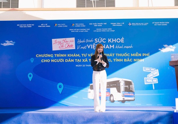 Long Châu và Hòa Minzy kể câu chuyện sức khỏe Việt bằng âm nhạc - Ảnh 3.