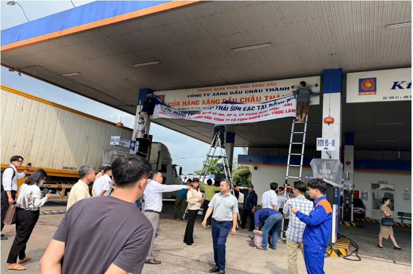 cao tốc - Ảnh 1.