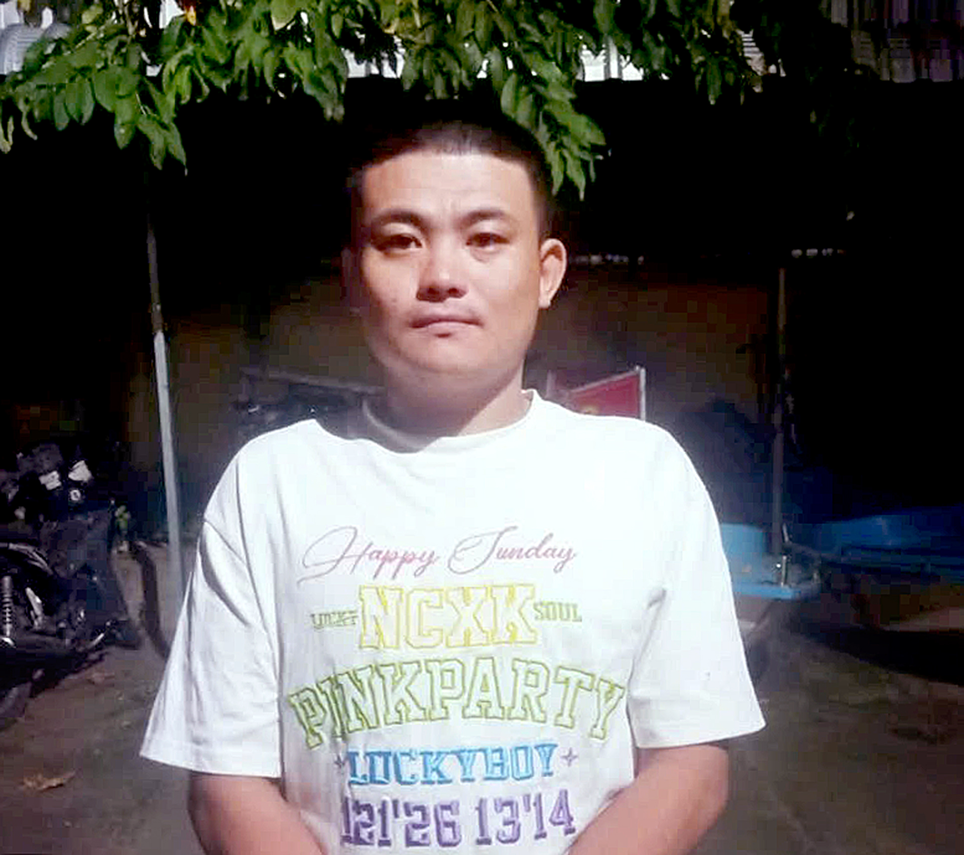 Nhắc bạn nhậu nghỉ sớm, một người bị đánh gục tại chỗ - Ảnh 1.