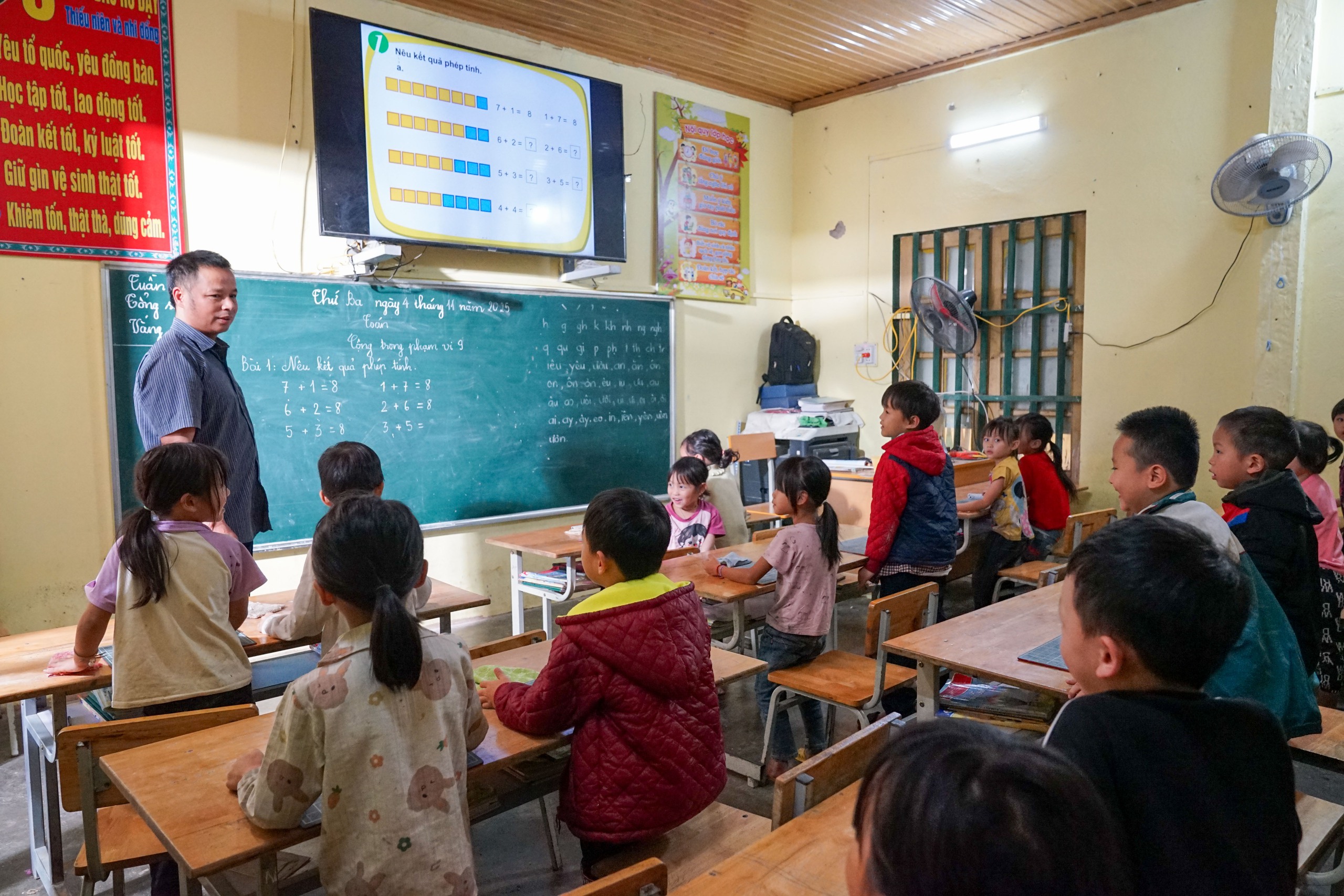 Sợi cáp mở ra bầu trời: Từ lớp học vùng cao đến sự vinh danh châu Á - Ảnh 2.