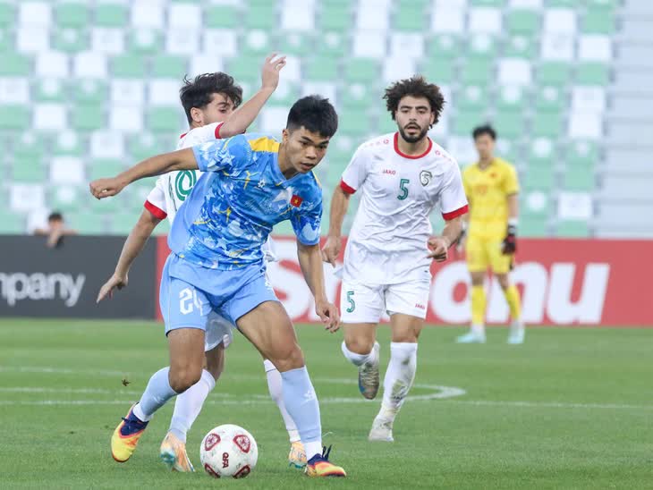 Nguyễn Lê Phát ghi bàn trong trận thua của U23 Việt Nam- Ảnh 1.