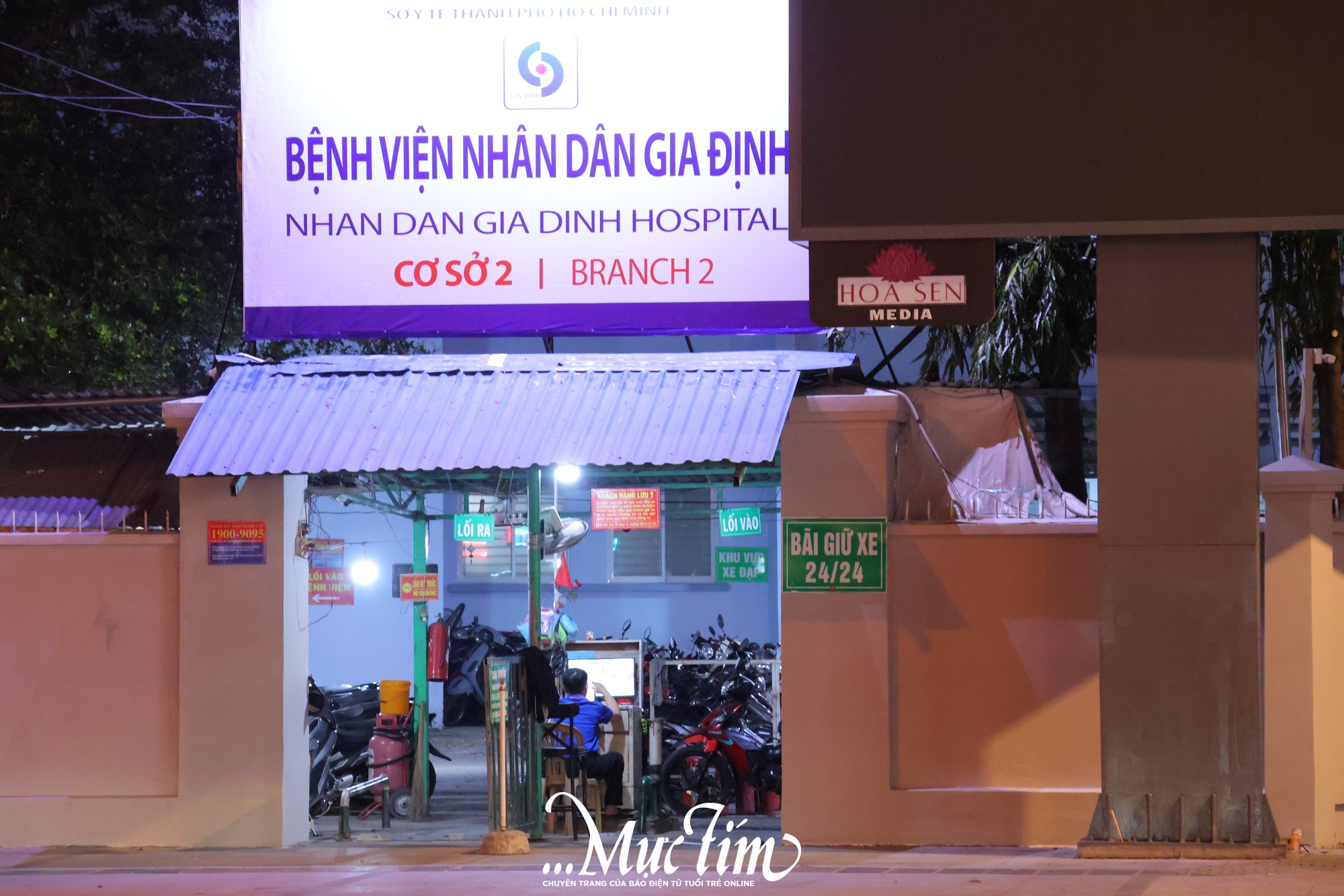 Tổng hợp các điểm gửi xe khi đi countdown chào năm mới 2026 tại TP.HCM - Ảnh 2.