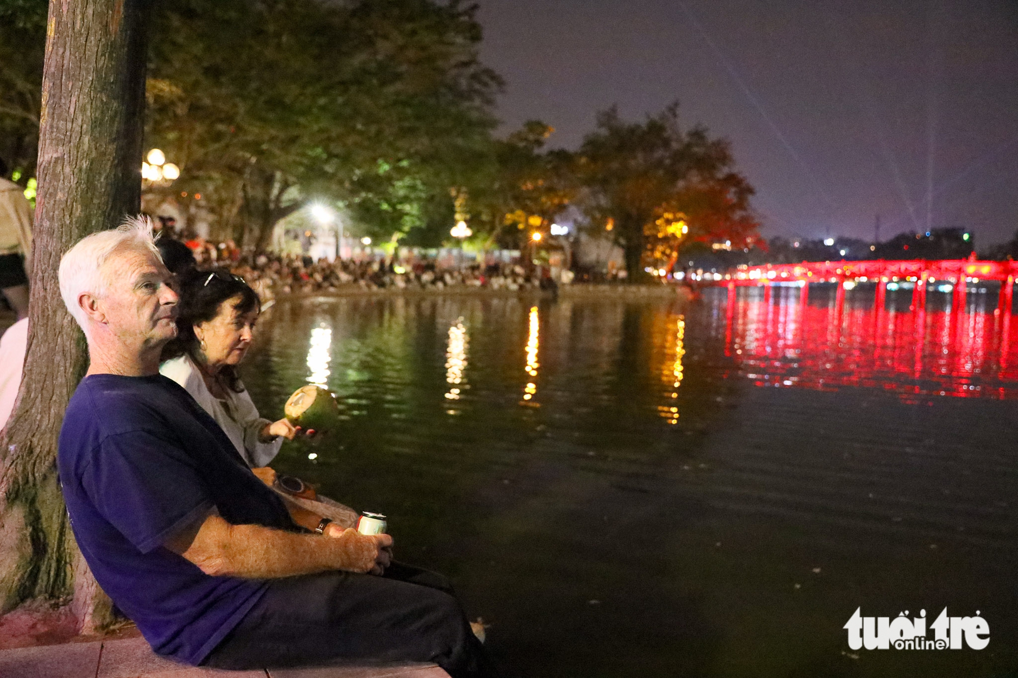 កាំជ្រួចដ៏អស្ចារ្យស្វាគមន៍ឆ្នាំថ្មី ២០២៦ - រូបថតទី ៤។