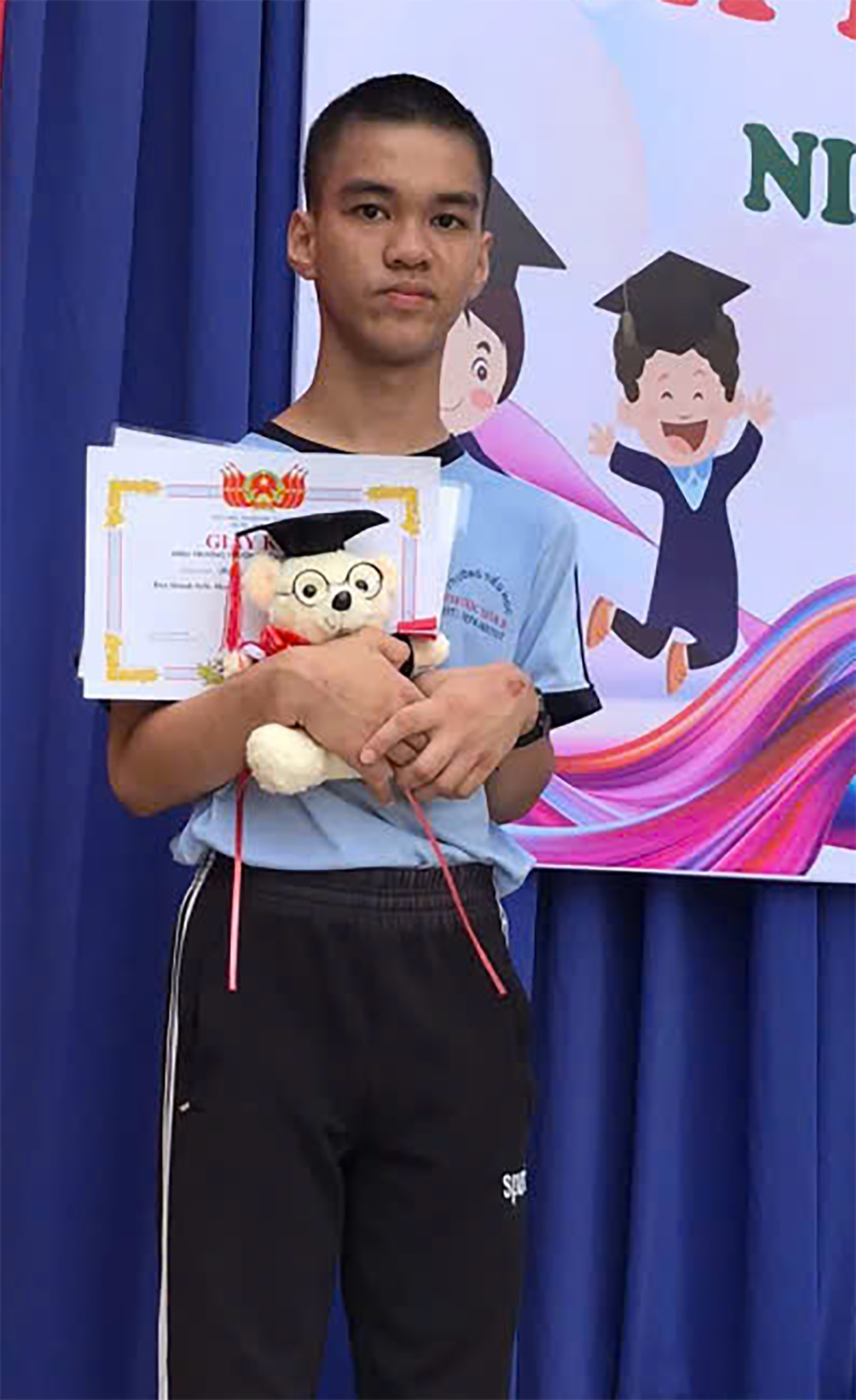 Gương mặt Con ngoan trò giỏi: Đóa hoa trạng nguyên nở trên đôi tay nghị lực - Ảnh 3.