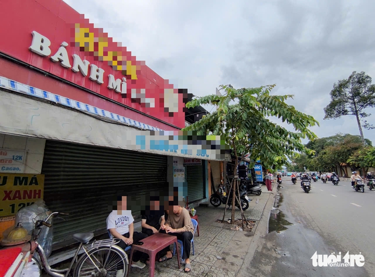 Liên tiếp nhiều vụ ngộ độc thực phẩm, Sở An toàn thực phẩm TP.HCM nói gì? - Ảnh 1.