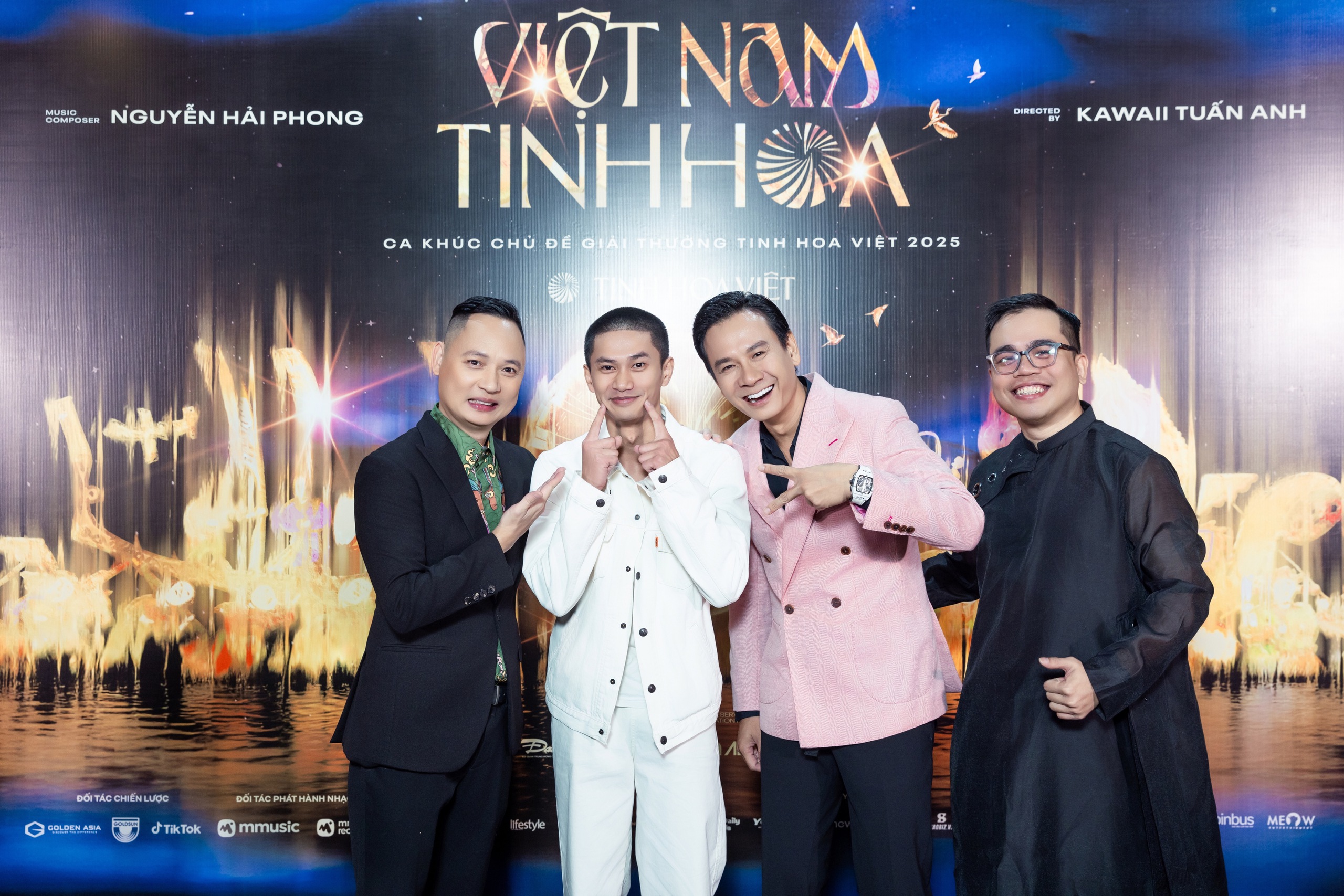 11 nghệ sĩ đình đám hòa giọng trong Việt Nam tinh hoa - Ảnh 1.