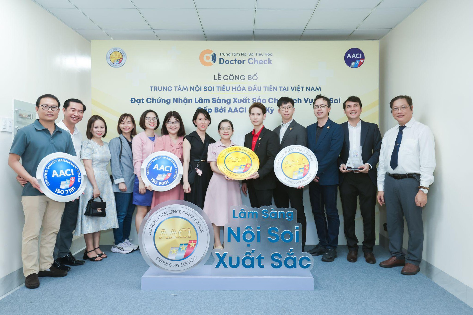 Phòng khám Doctor Check được trao chứng nhận nội soi xuất sắc từ Hoa Kỳ - Ảnh 1.