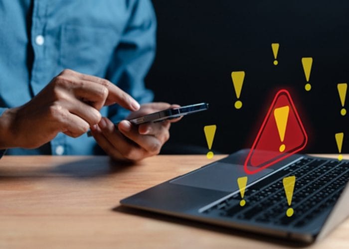 Tin tặc 'rút sạch' 10 tỉ đồng của khách, nhà mạng Úc bị phạt 43 tỉ đồng - Ảnh 1.