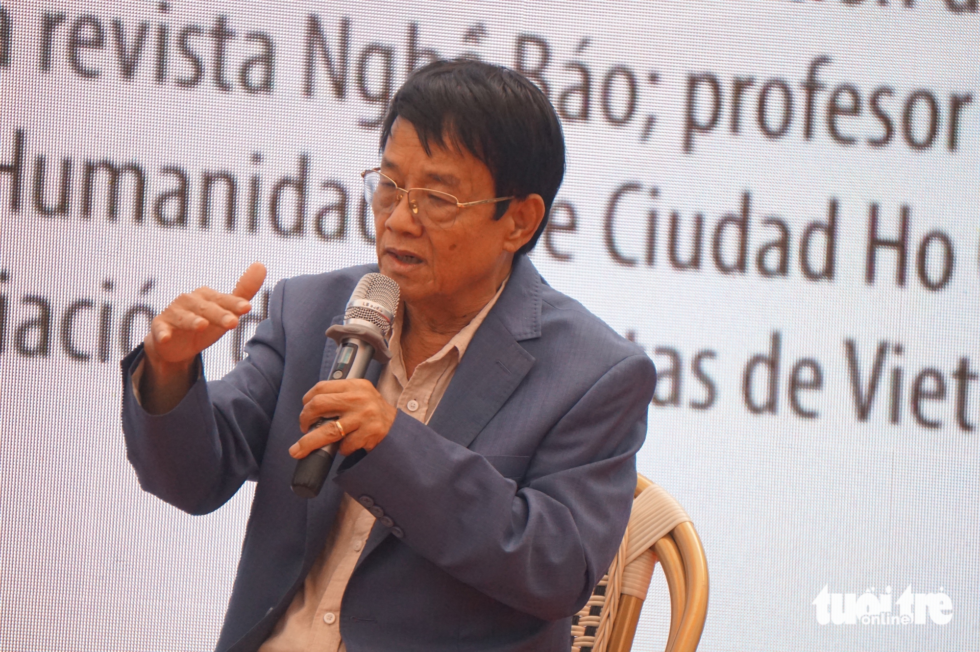 Xem bức tranh Chủ tịch Fidel Castro được gìn giữ hơn nửa thế kỷ ở Việt Nam - Ảnh 4. Fidel Castro - Ảnh 4.