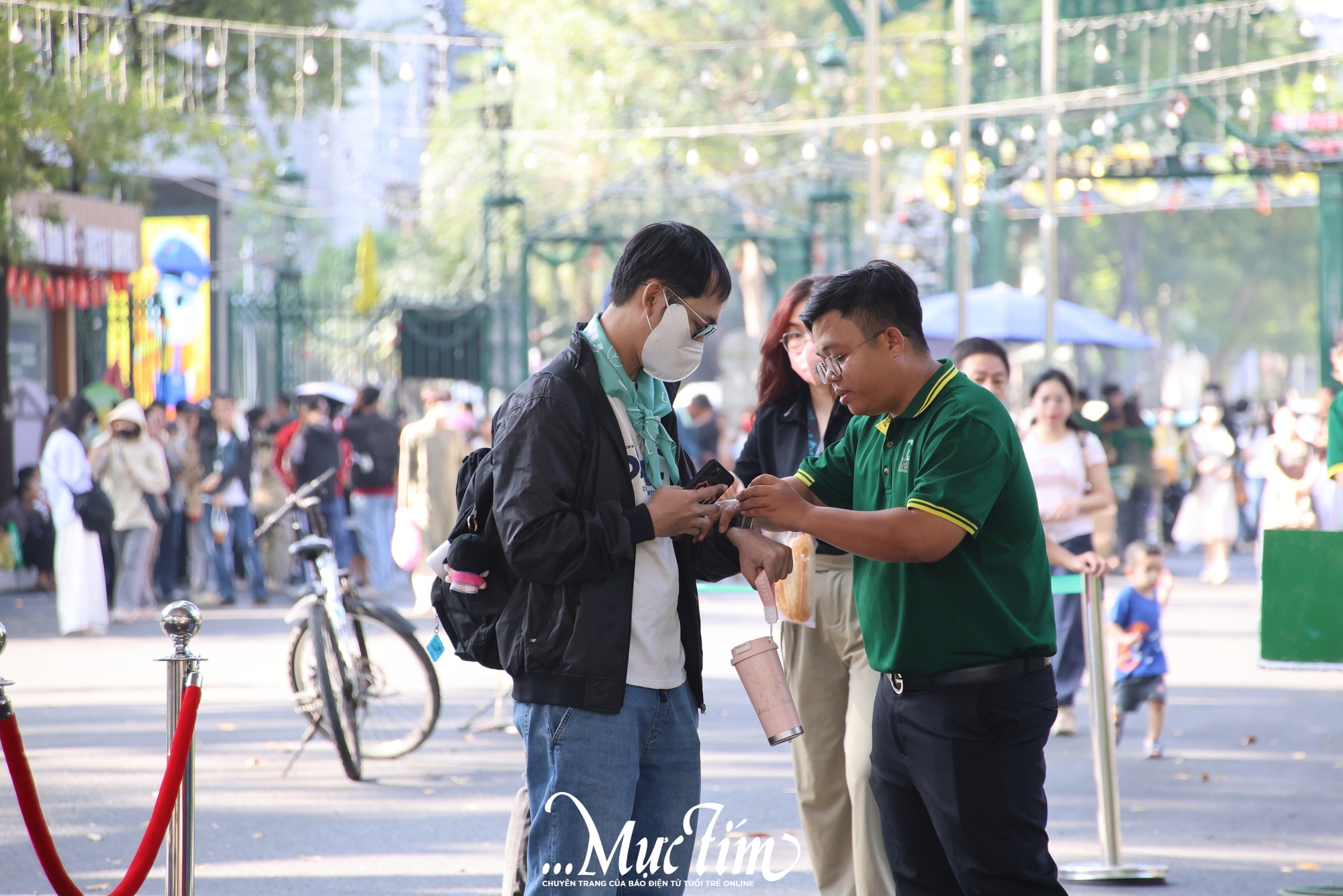 Thảo cầm viên họp mặt fan Mika và những idol Zoobiz- Ảnh 4. Thảo cầm viên họp mặt fan Mika và những idol Zoobiz- Ảnh 4.