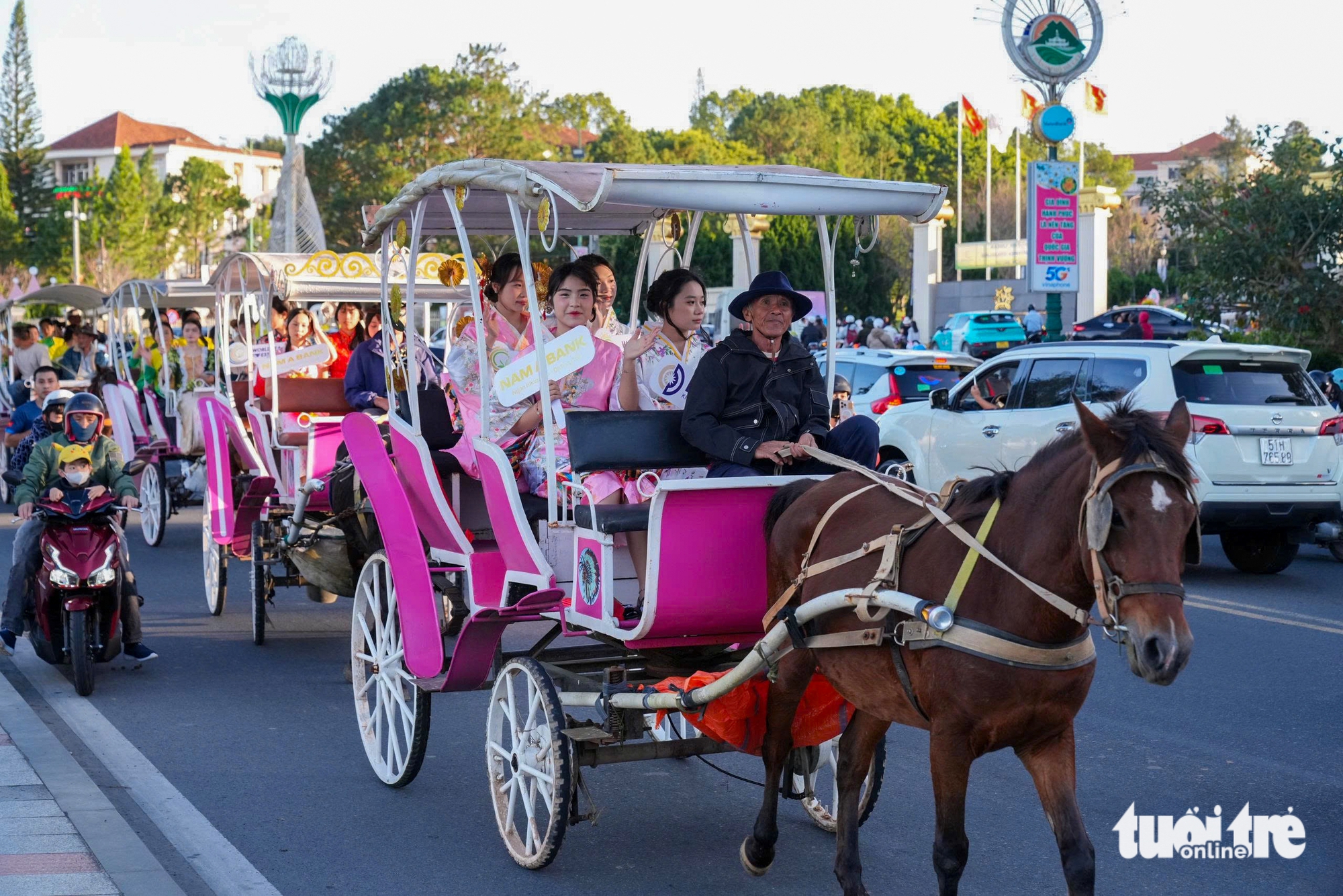 Khép lại Lễ hội trà quốc tế 2025, mở kỳ vọng Đà Lạt - Bảo Lộc thành ‘thủ phủ lễ hội trà’ - Ảnh 4.