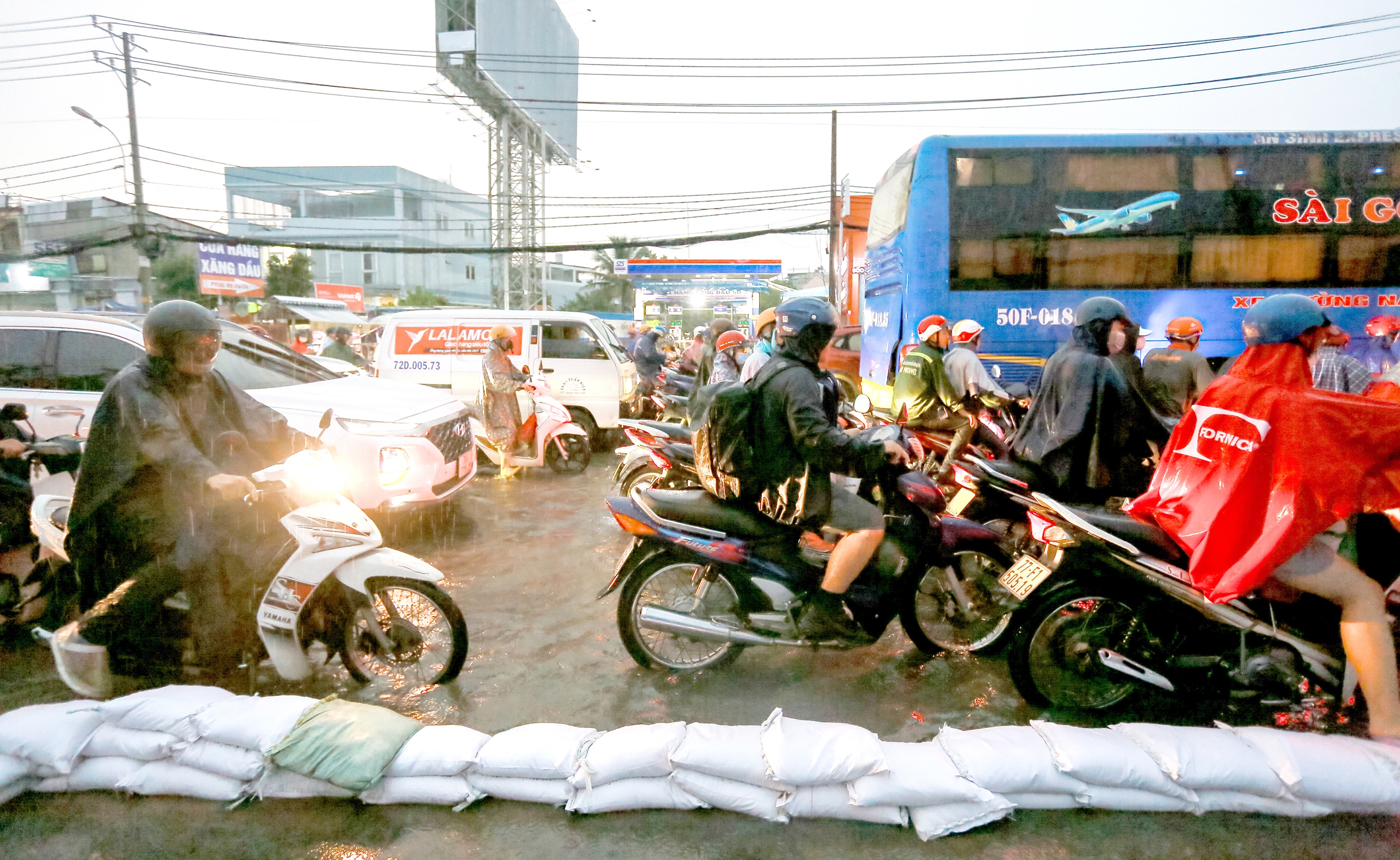 hạ tầng - Ảnh 5.