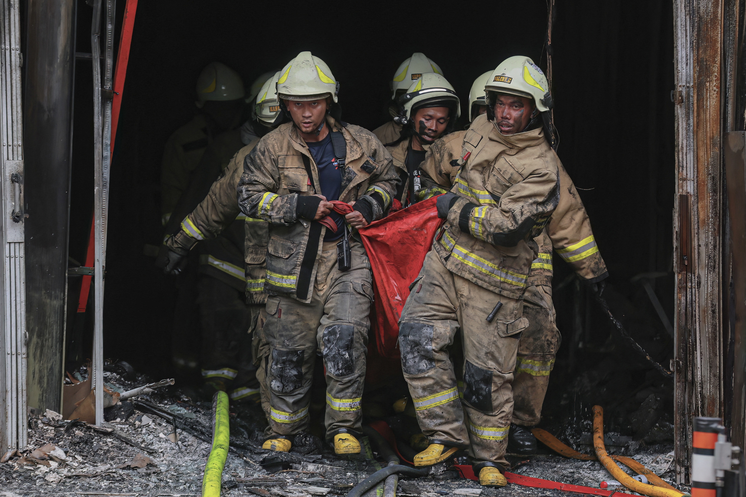 Cháy nhà cao tầng ở Jakarta làm ít nhất 20 người chết - Ảnh 3. Jakarta - Ảnh 2.