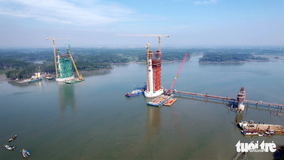 Đồ sộ cầu có nhịp chính lớn nhất Đông Nam Á, nối Bà Rịa - Vũng Tàu với Đồng Nai - Ảnh 1.