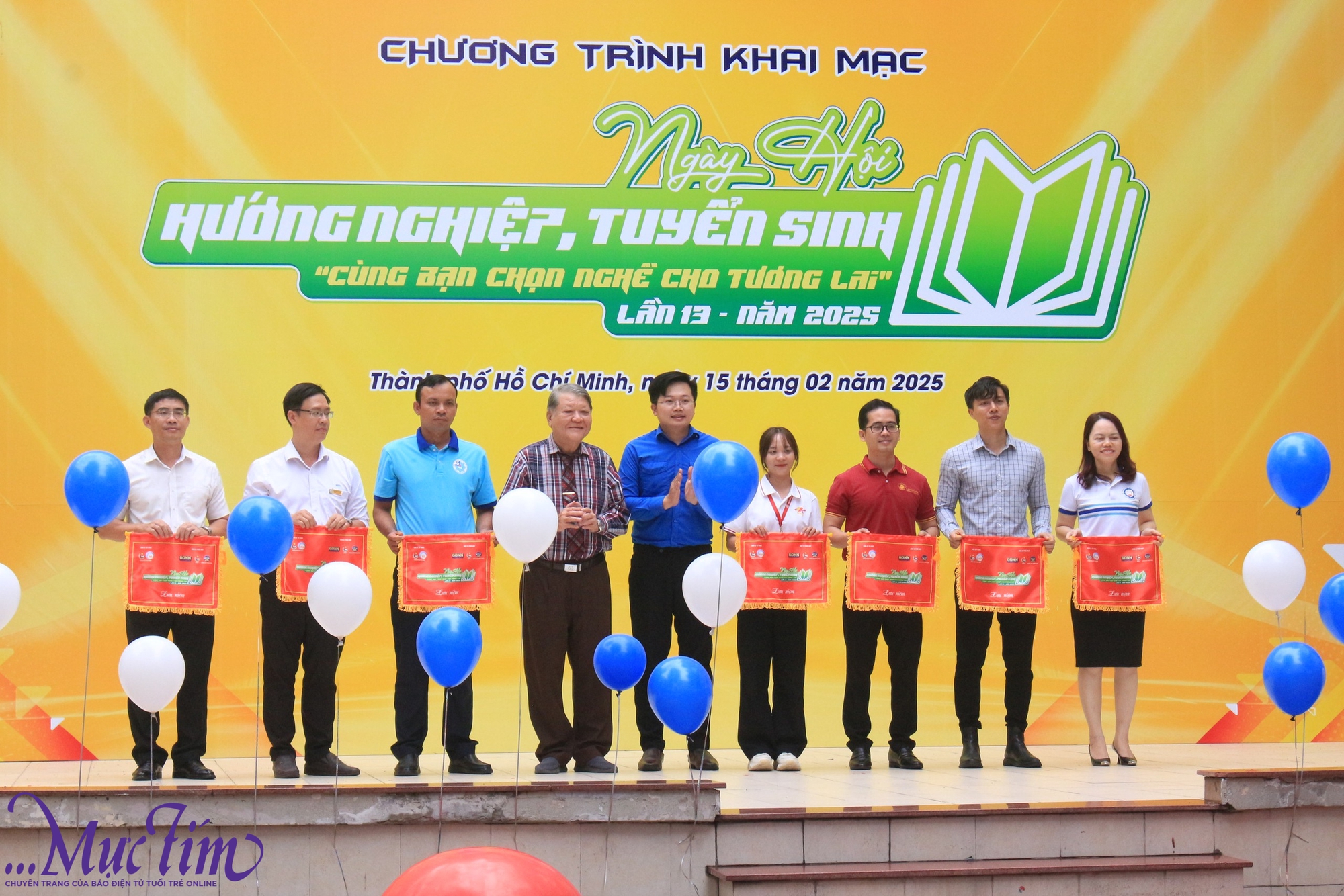 3.000 học sinh tham dự ngày hội hướng nghiệp, chọn nghề cho tương lai- Ảnh 5.