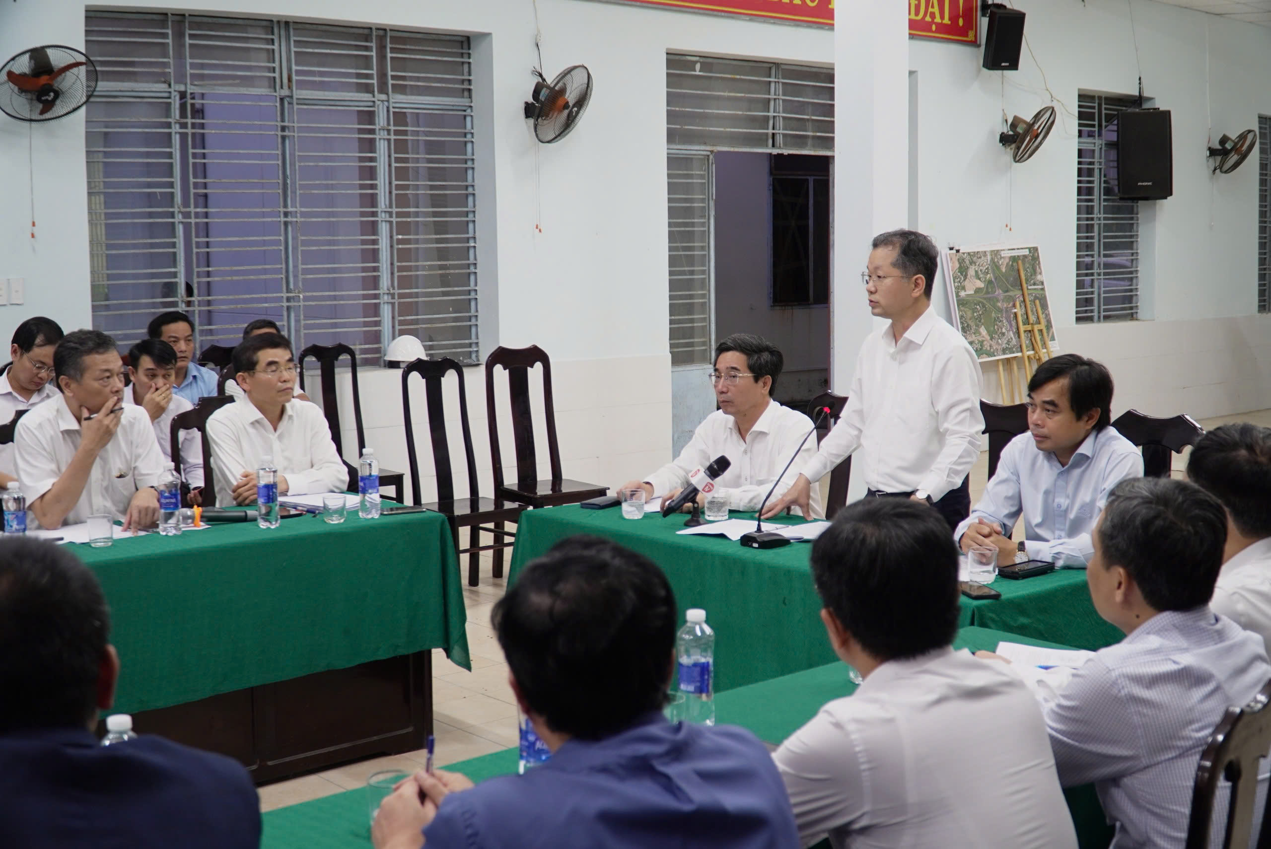 Bộ Giao thông vận tải giục Đà Nẵng giải phóng mặt bằng mở rộng quốc lộ 14B  - Ảnh 2.