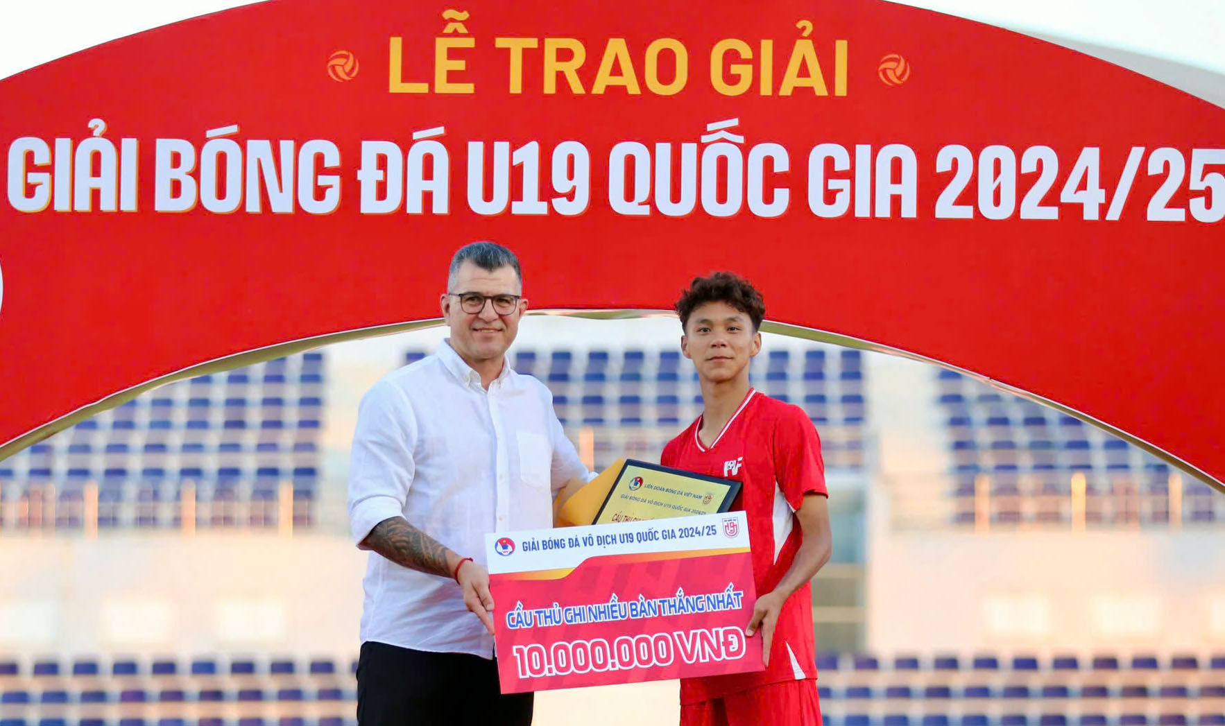 U19 PVF thâu tóm mọi giải thưởng ở Giải U19 quốc gia - Ảnh 2.