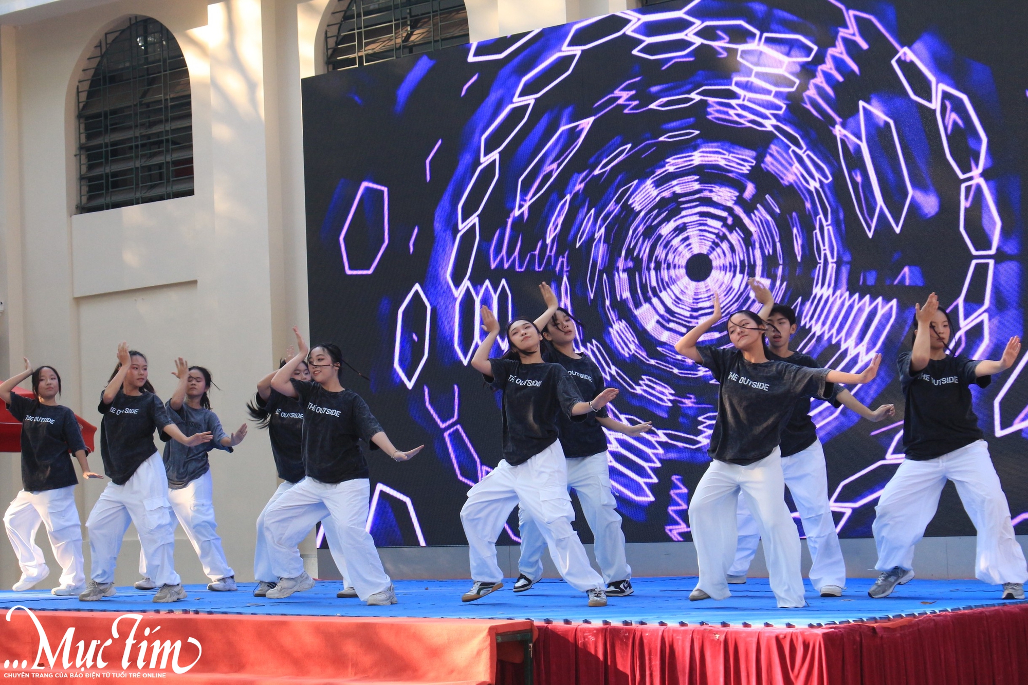 700 teen lớp 9 đi tour tham quan Trường THPT Lê Quý Đôn- Ảnh 3.