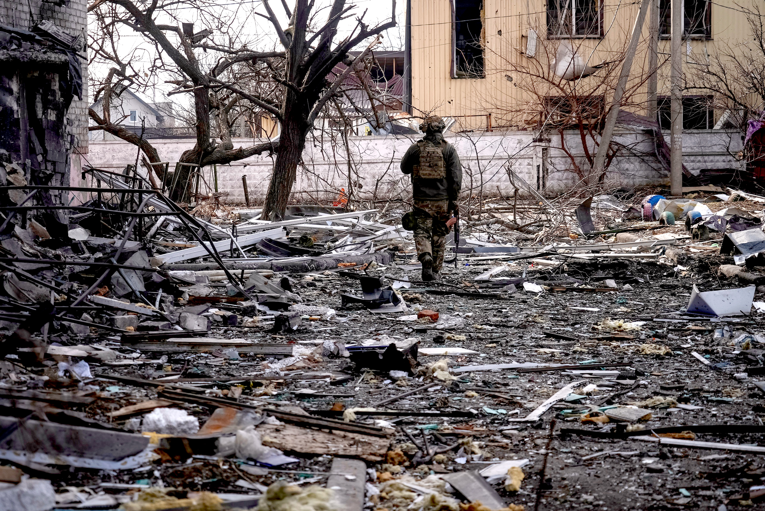 Nga siết chặt Kursk, 10.000 lính Ukraine lâm vào thế hiểm - Ảnh 1.