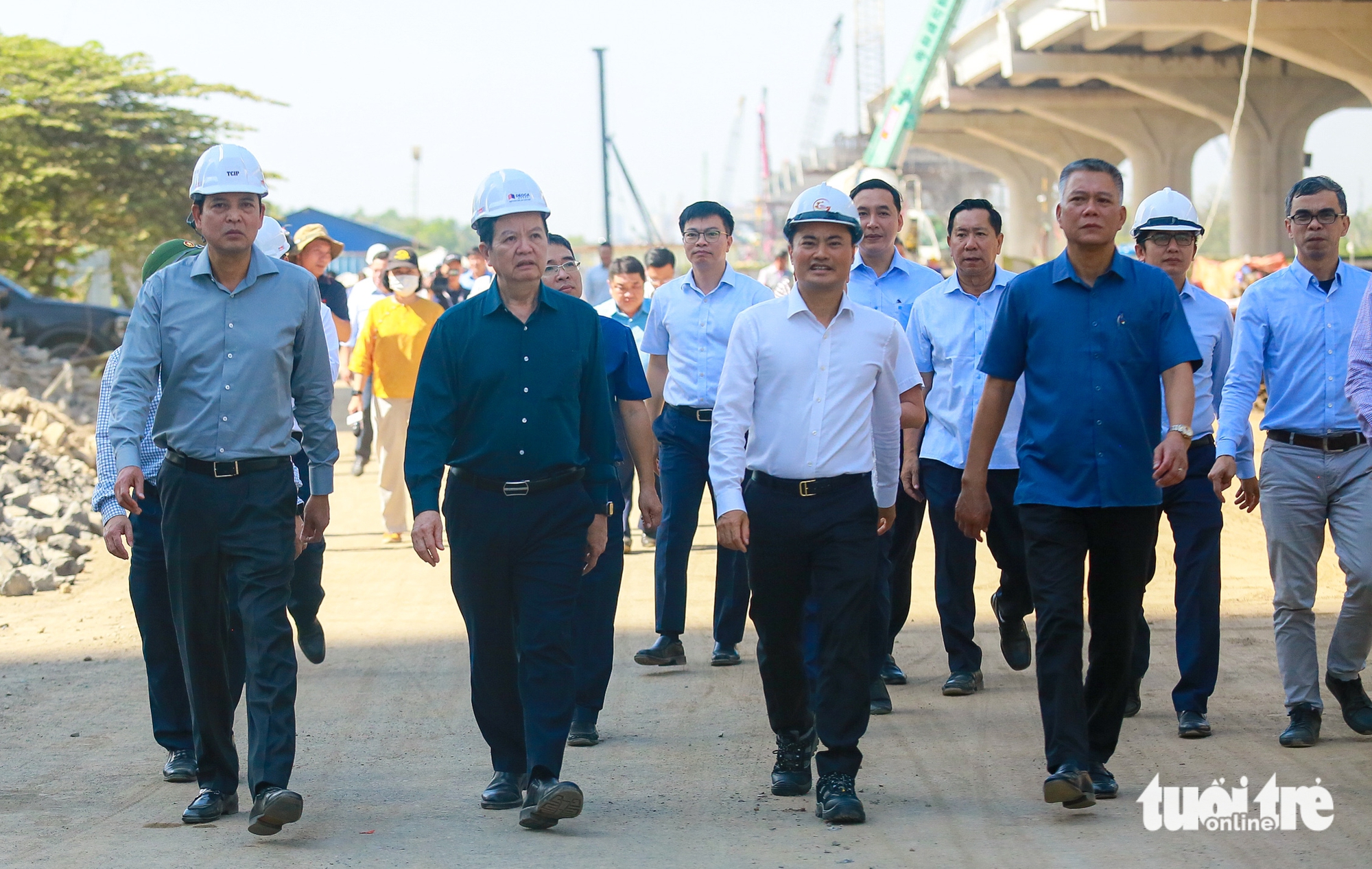 Phó thủ tướng Mai Văn Chính: Quyết tâm thông xe một phần vành đai 3 trong năm nay - Ảnh 2.