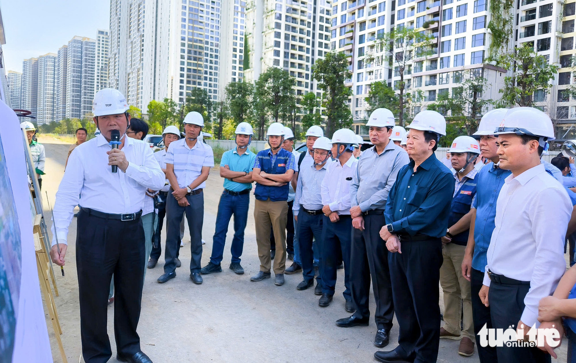 Phó thủ tướng Mai Văn Chính: Quyết tâm thông xe một phần vành đai 3 trong năm nay - Ảnh 3.