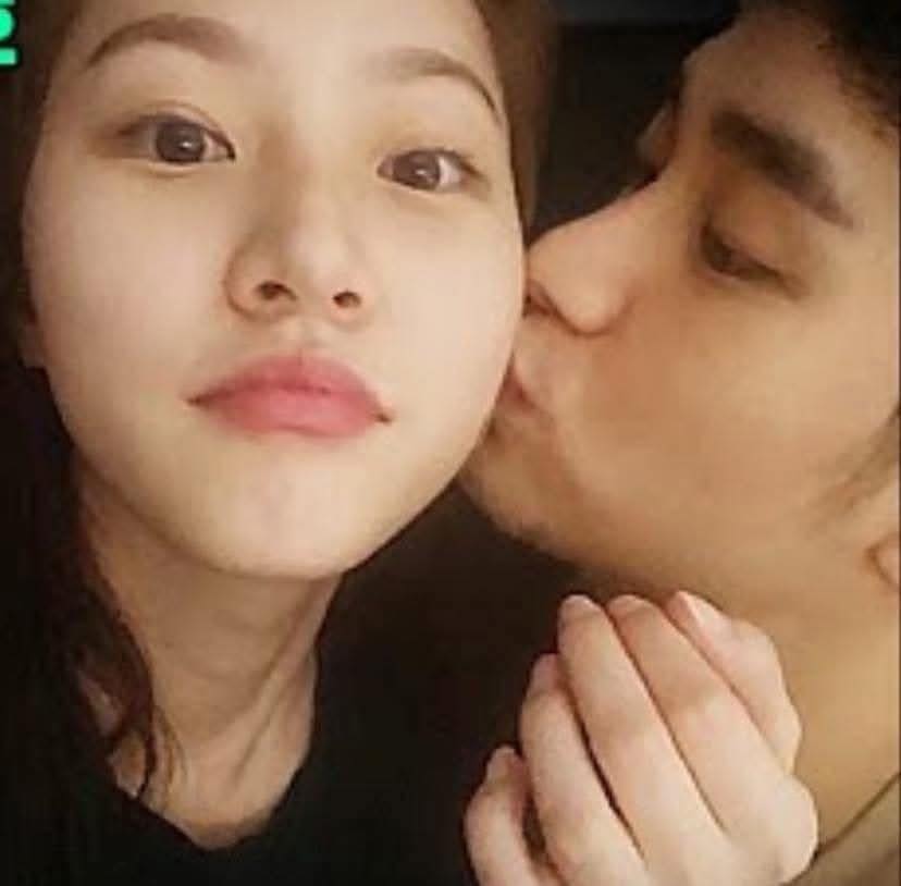 Kim Soo Hyun giữ nguyên lập trường, không lao đao vì ồn ào với Kim Sae Ron? - Ảnh 5. Kim Soo Hyun giữ nguyên lập trường, không lao đao vì ồn ào với Kim Sae Ron? - Ảnh 4.