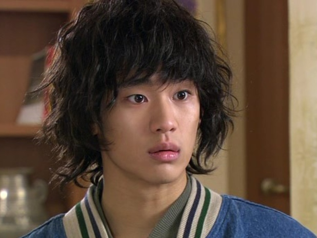 Trước scandal, Kim Soo Hyun đã có sự nghiệp rực rỡ thế nào?- Ảnh 2. Trước scandal, Kim Soo Hyun đã có sự nghiệp rực rỡ thế nào?- Ảnh 2.