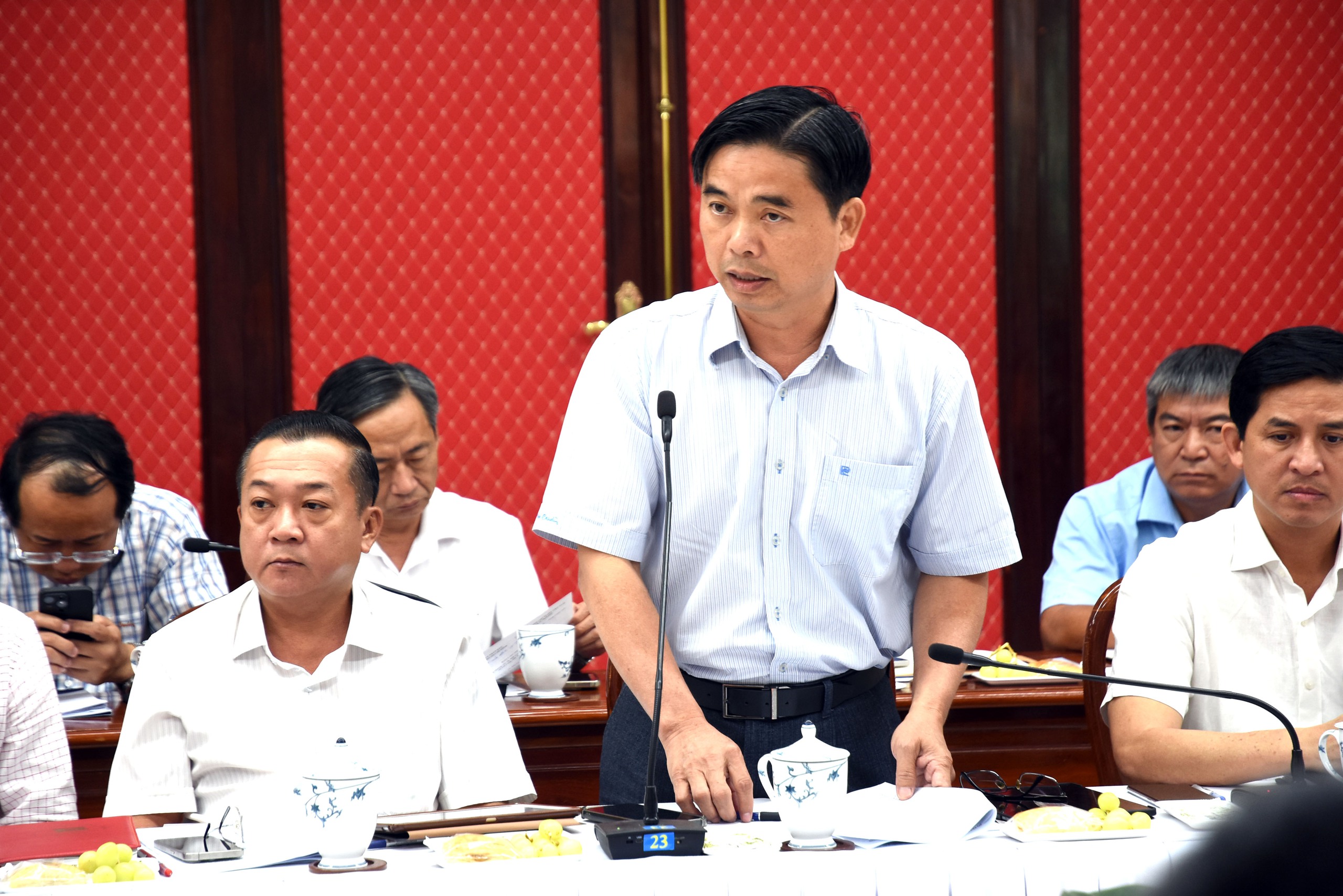 Phó thủ tướng Hồ Đức Phớc: Giải phóng mặt bằng phải đảm bảo lợi ích chính đáng của người dân - Ảnh 2.