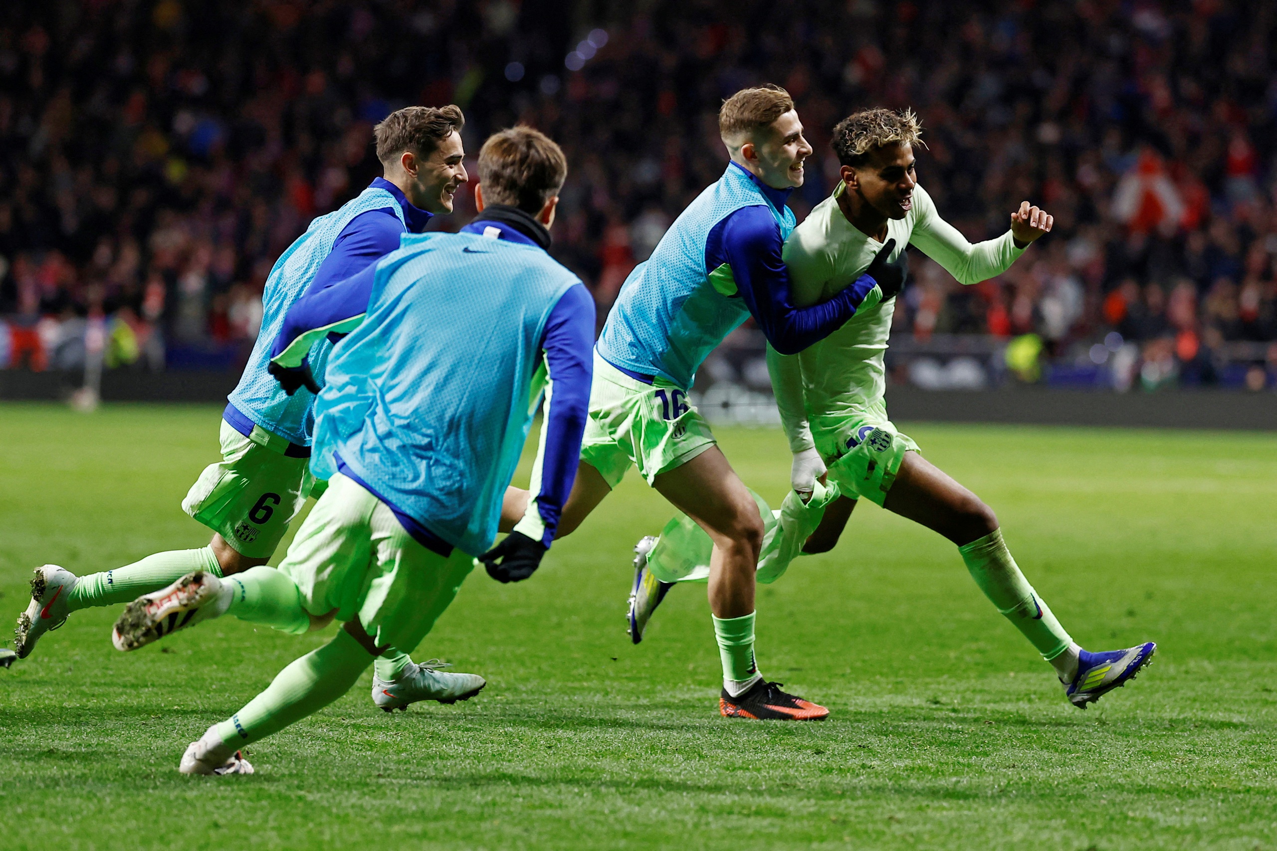 Barca ngược dòng trước Atletico dù bị dẫn trước 0-2 - Ảnh 3.