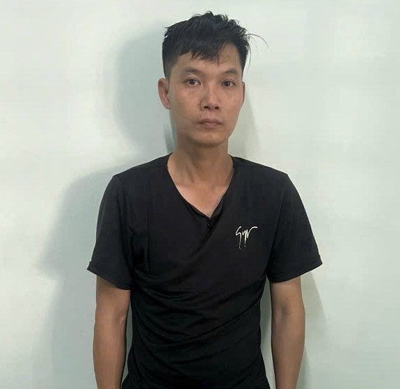 Sang nhà hàng xóm trộm hơn 600 triệu đồng rồi đến công an đầu thú - Ảnh 1. Sang nhà hàng xóm trộm hơn 600 triệu đồng rồi đến công an đầu thú - Ảnh 1.