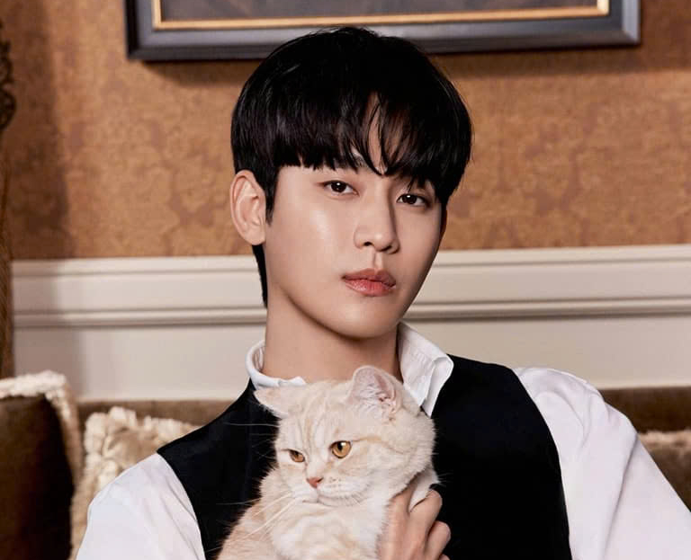 Công ty Kim Soo Hyun phản bác gia đình Kim Sae Ron, khẳng định chưa từng ép cô trả nợ - Ảnh 7. Công ty Kim Soo Hyun phản bác gia đình Kim Sae Ron, khẳng định chưa từng ép cô trả nợ - Ảnh 6.
