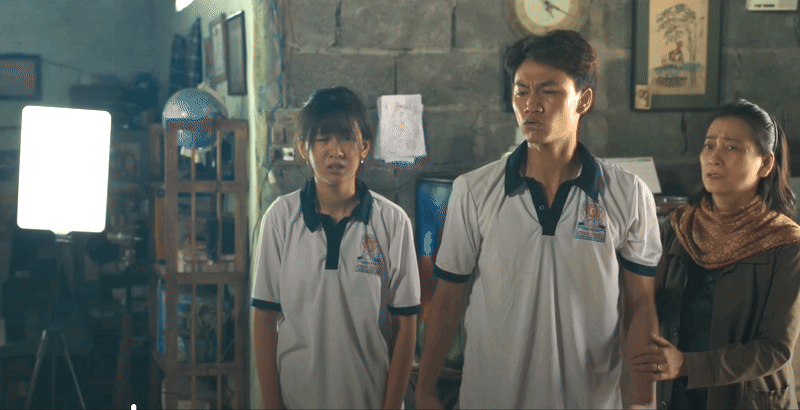 Trailer 'Lật mặt 8': 'Nếu ba thực sự biết đường tới thành công, nhà mình có nghèo vậy không?' - Ảnh 2. Trailer 'Lật mặt 8': 'Nếu ba thực sự biết đường tới thành công, nhà mình có nghèo vậy không?' - Ảnh 2.