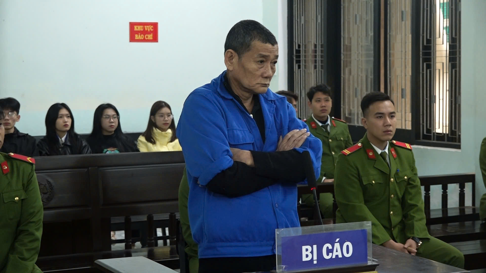 Không đòi được 200.000 đồng tiền góp nhậu, cháu chém chú rồi lãnh 7 năm tù - Ảnh 1.
