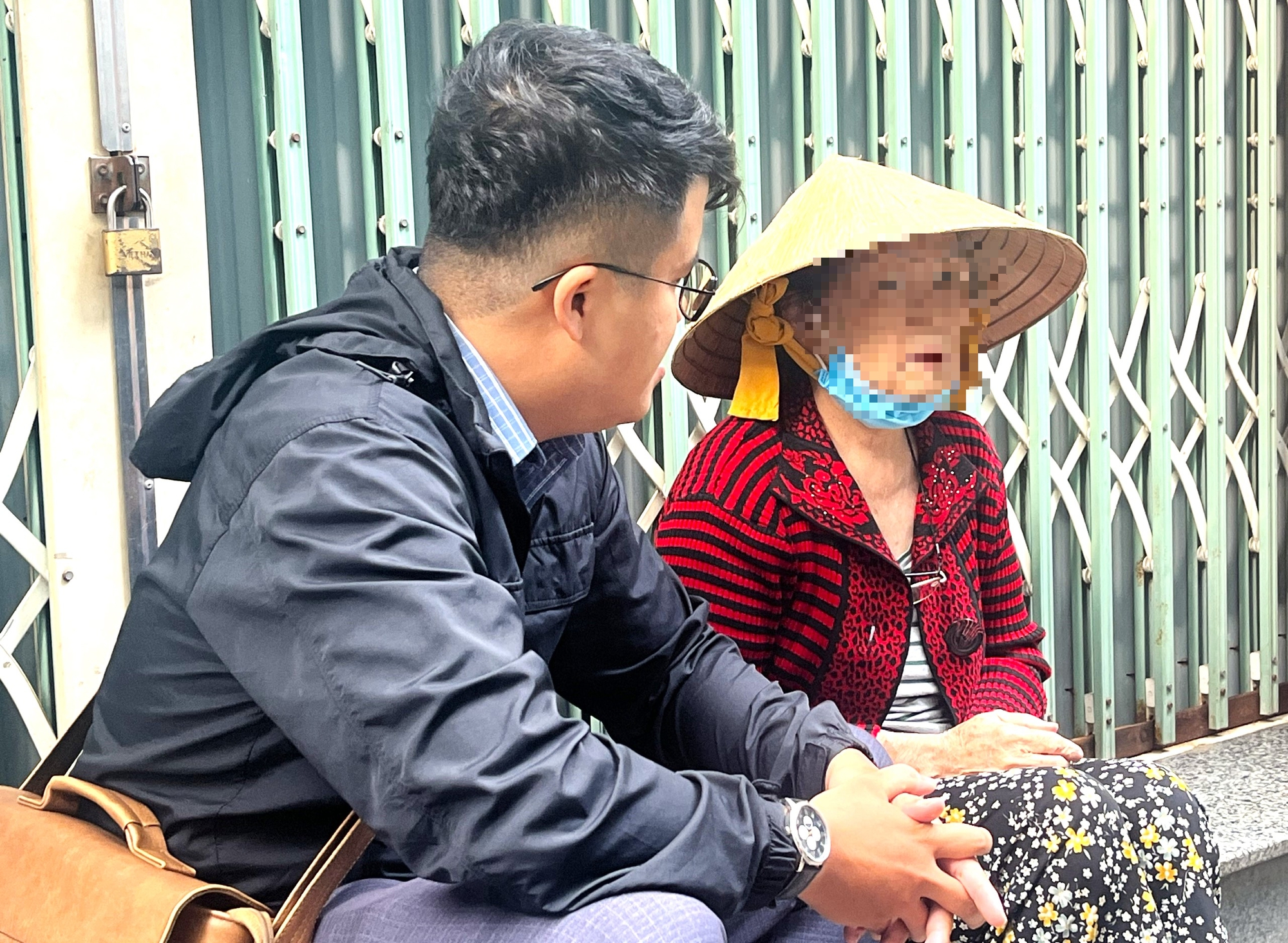 Xác minh thông tin phụ huynh 'tố' giáo viên về hưu đánh đỏ mông bé gái - Ảnh 1. Xác minh thông tin phụ huynh 'tố' giáo viên về hưu đánh đỏ mông bé gái - Ảnh 1.