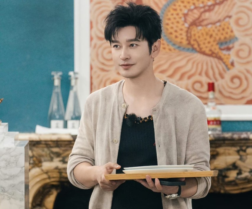 MC Thảo Vân bị trộm vào nhà lấy mất đồng hồ - Ảnh 3. MC Thảo Vân bị trộm vào nhà lấy mất đồng hồ - Ảnh 2.