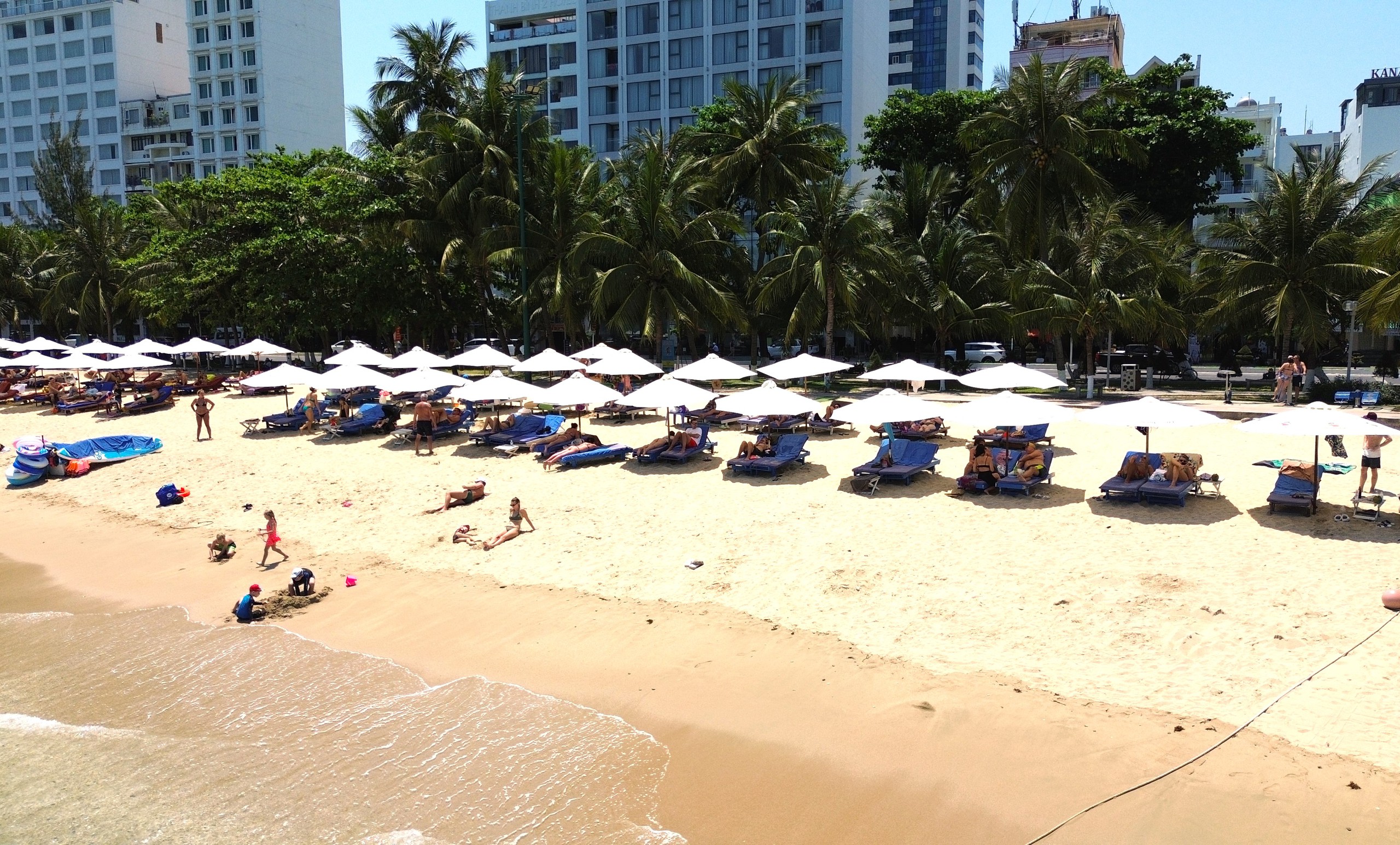 Vụ khách sạn cho thuê lại bãi biển Nha Trang: Chính quyền lập đoàn thanh, kiểm tra - Ảnh 1. Vụ khách sạn cho thuê lại bãi biển Nha Trang: Chính quyền lập đoàn thanh tra - Ảnh 1.