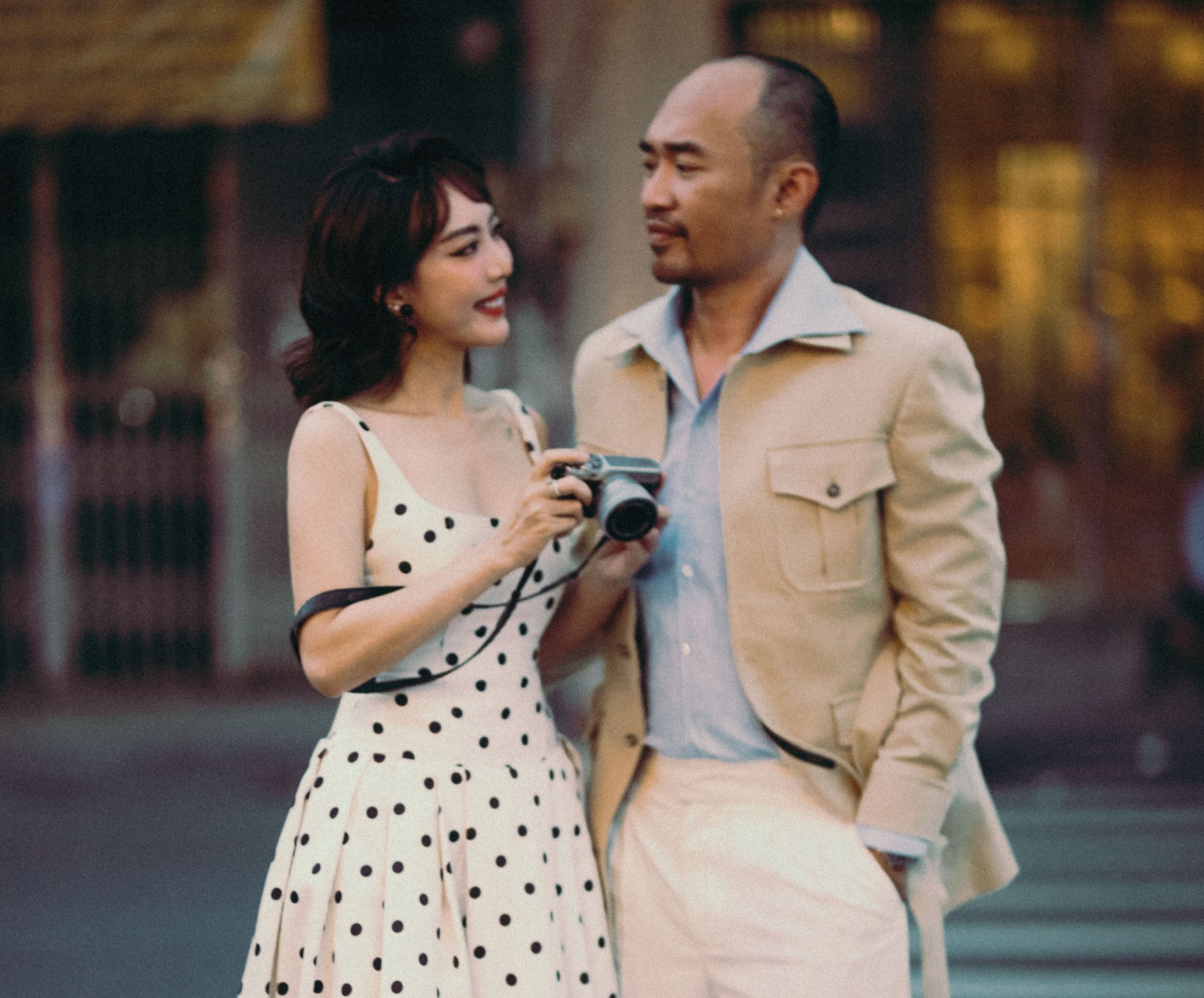 មើល Billionaire Kiss, Brother Overcoming Thousand of Pricks សម្តែងនៅប្រទេសជប៉ុន - រូបថត 2 ។ Anh trai vượt ngàn chông gai - Ảnh 2.