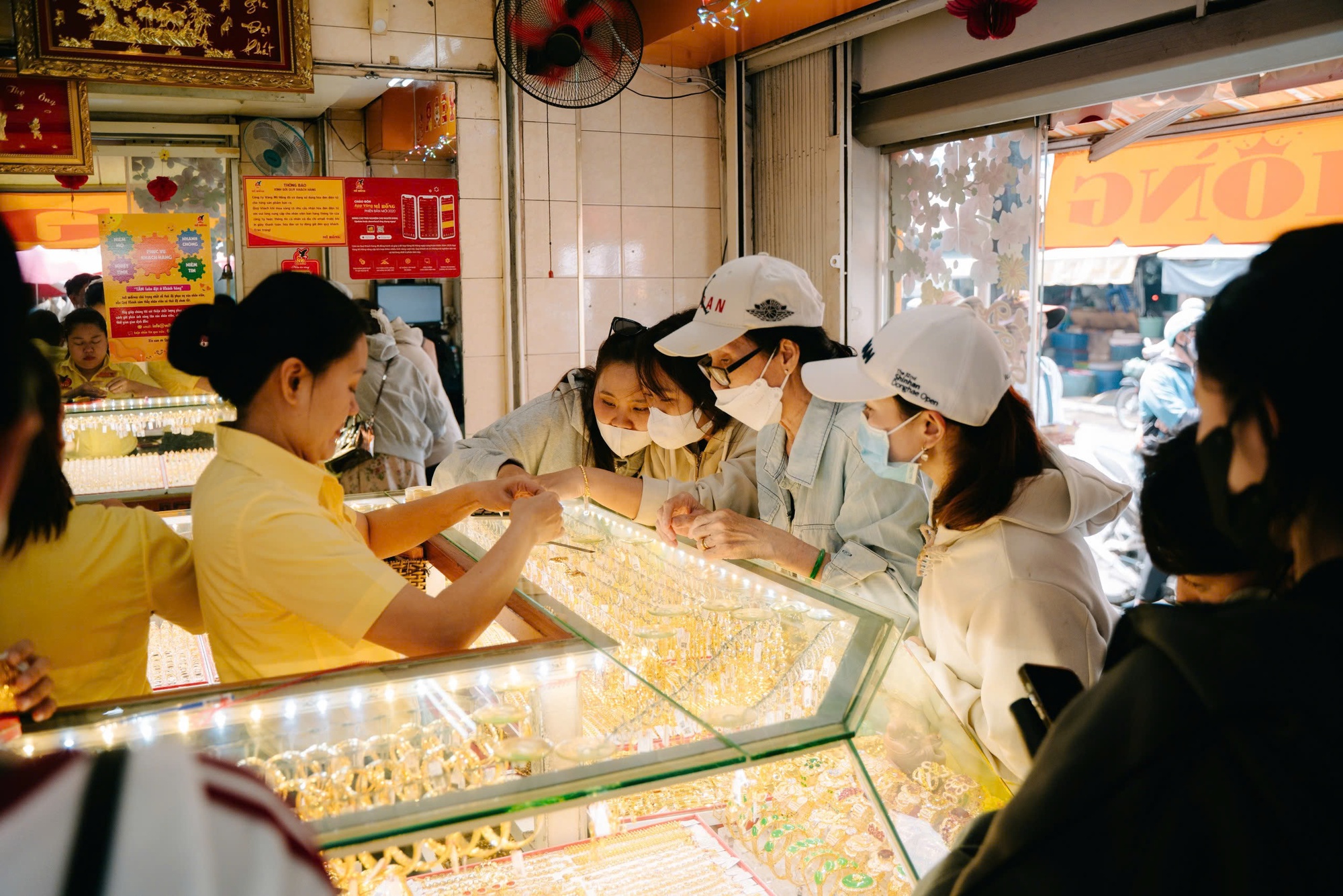 Giá vàng - Ảnh 2.